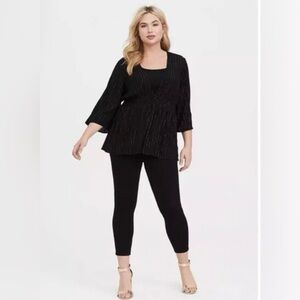 Torrid Black Gauze Button Front Babydoll Gold Pinstripe Blouse Shirt Sz 0